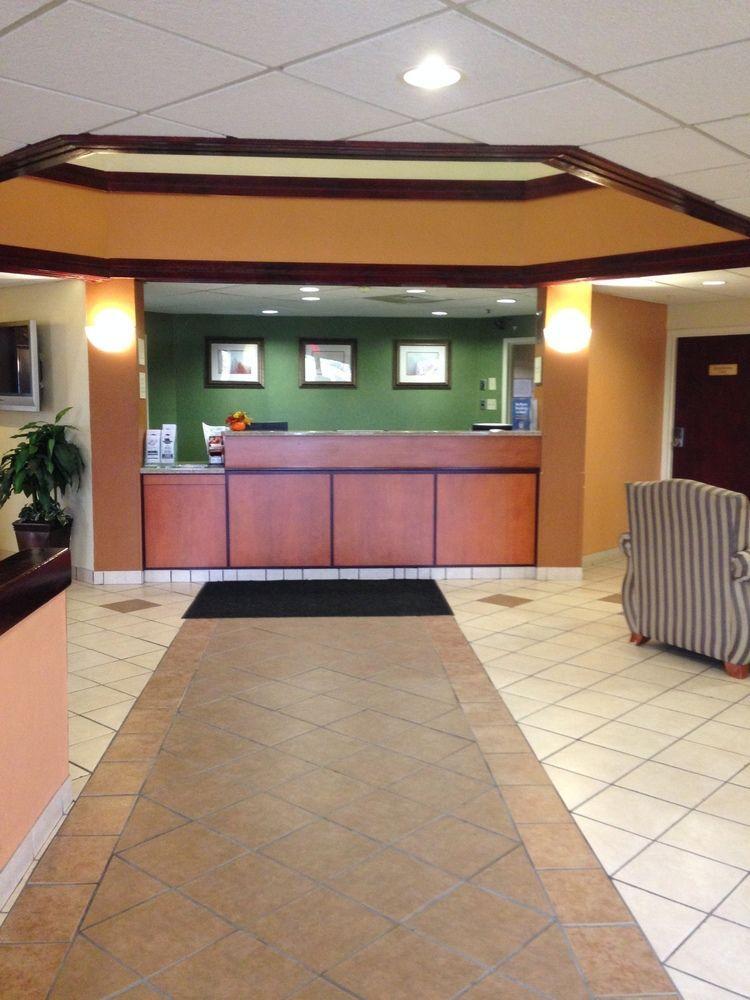 Baymont By Wyndham Greensburg Exterior photo